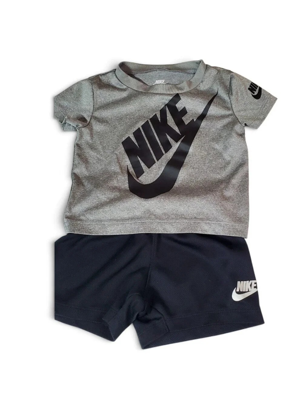 Nike title baby